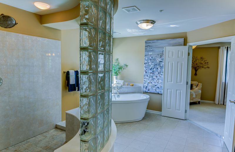 Best Bathroom Renovation Contractors in Northfield, MN